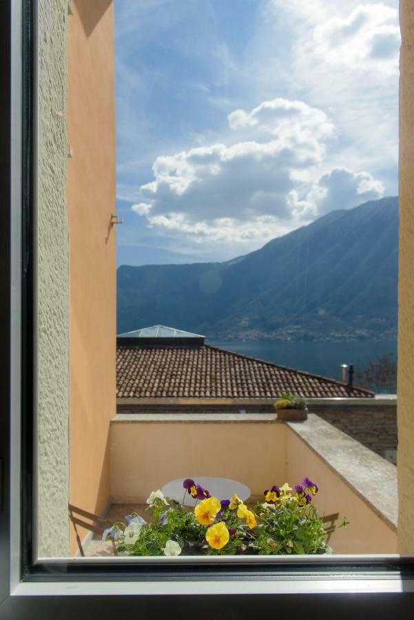 Villa Al Pontile - The House Of Travelers Sala Comacina Exterior foto