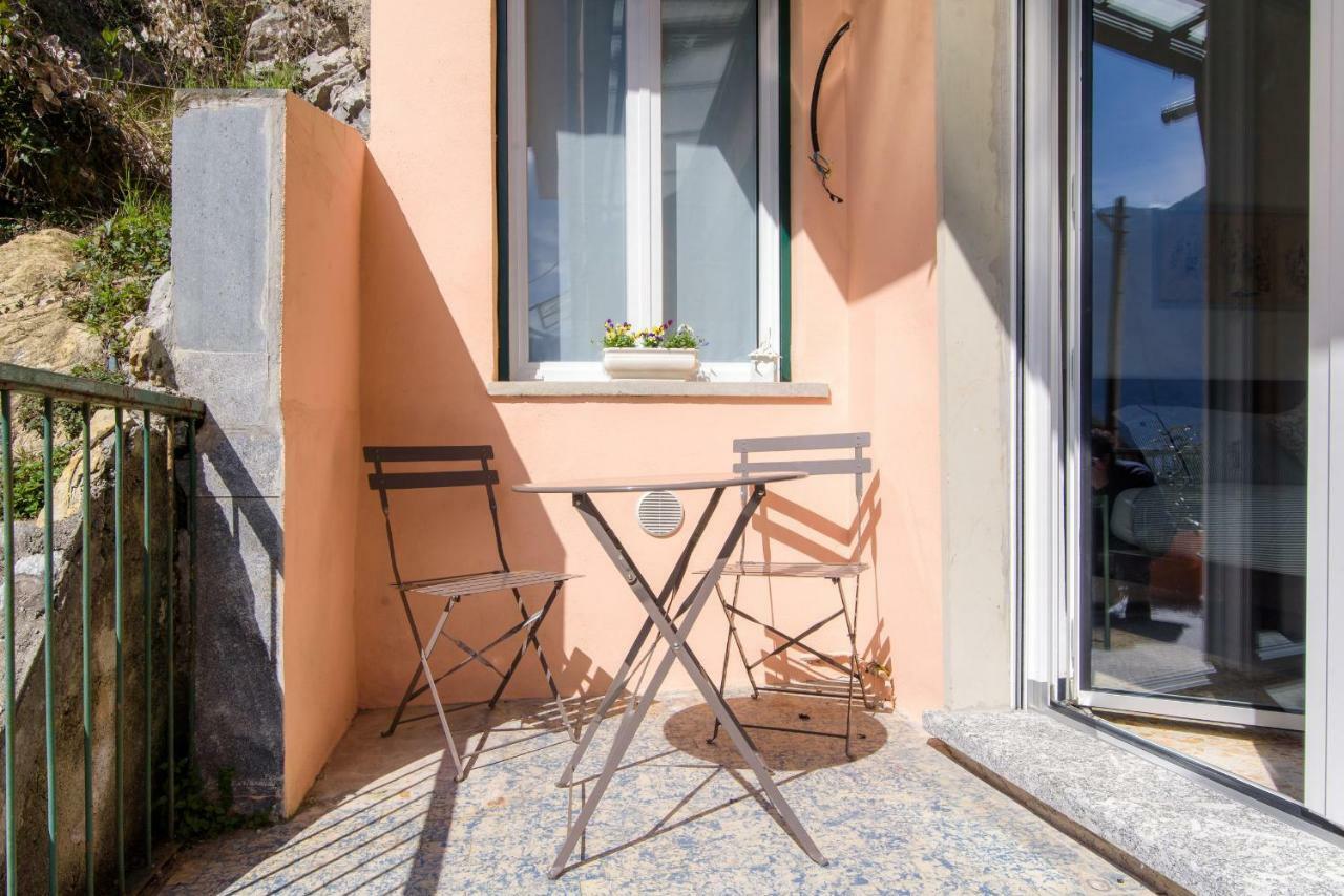 Villa Al Pontile - The House Of Travelers Sala Comacina Exterior foto