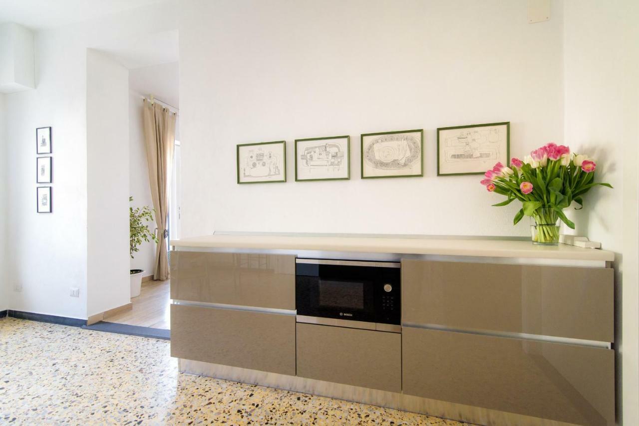 Villa Al Pontile - The House Of Travelers Sala Comacina Exterior foto